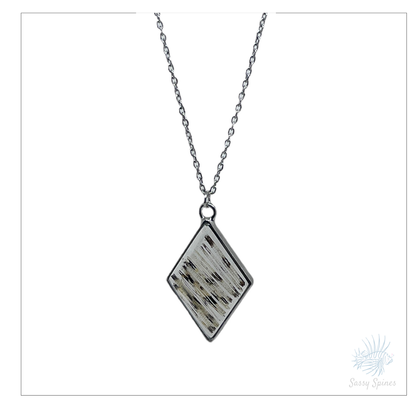 Lionfish Diamond Rhombus Bezel Necklace